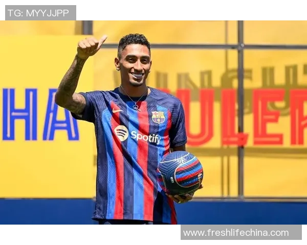 蓝狮足球队本土球星阵容揭秘 精英球员闪耀赛场表现分析 蓝狮足球队本土球星阵容揭秘 精英球员闪耀赛场表现分析