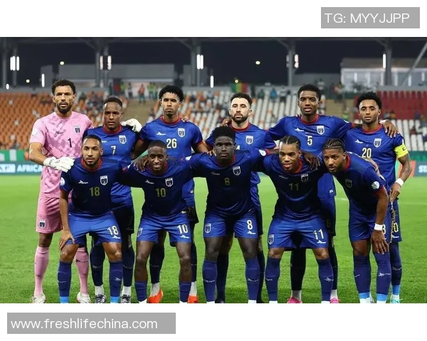 非洲足球传奇人物的奋斗历程与辉煌成就探秘